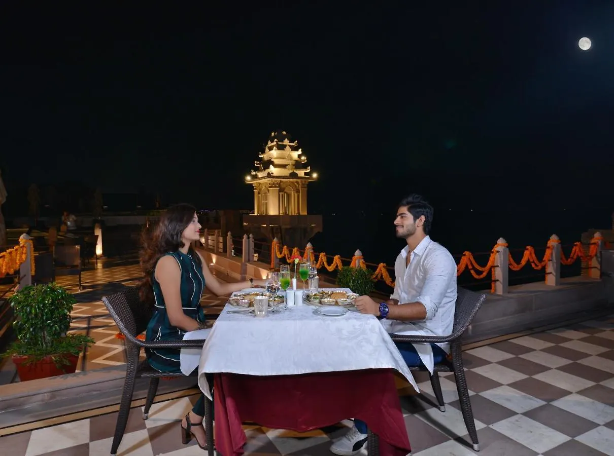 Hotel Brijrama Palace, Varanasi - By The Ganges