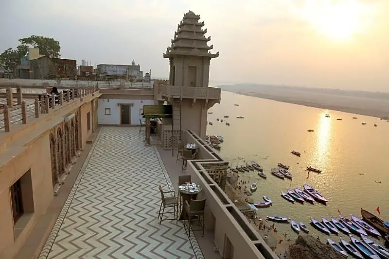***** Hotel Brijrama Palace, Varanasi - By The Ganges India