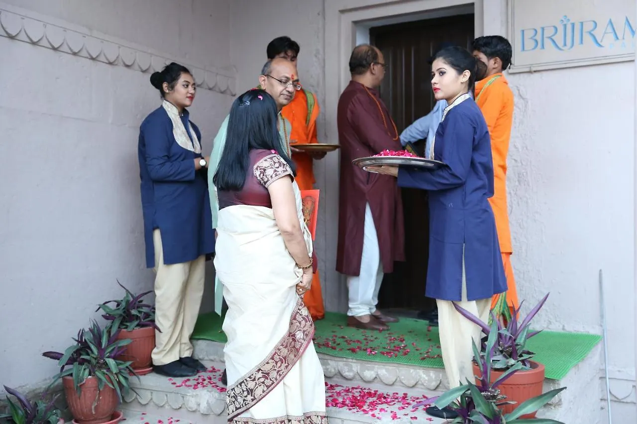 Brijrama Palace, Varanasi - By The Ganges 5*,
