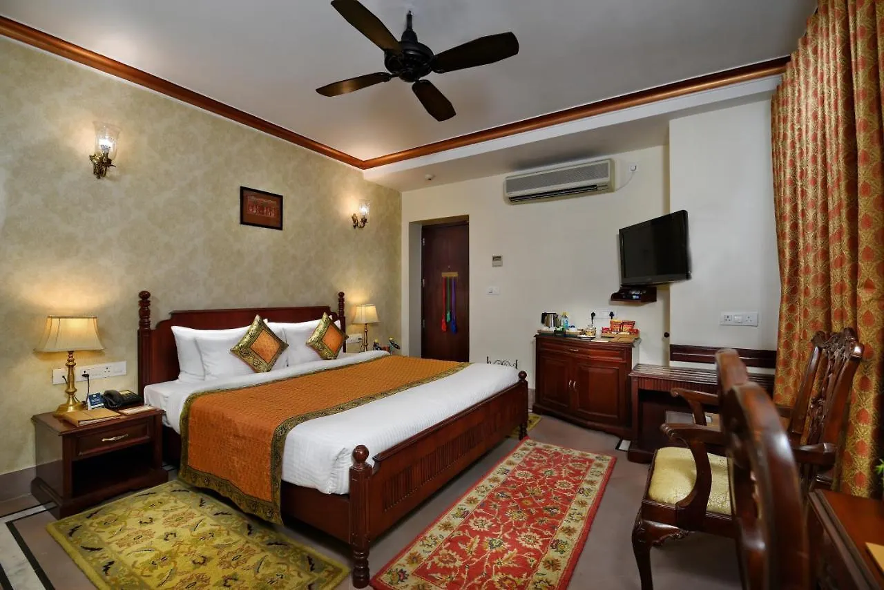 Brijrama Palace, Varanasi - By The Ganges 5*,